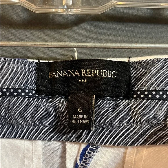 Banana Republic Floral White & Blue Shorts Women's Size 6 Whimsy - Picture 6 of 7
